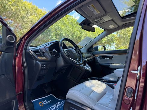 Used 2017 Honda CR-V EX-L image 10