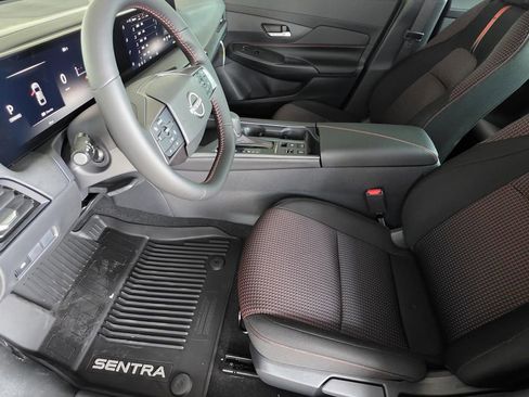 New 2026 Nissan Sentra SR FWD image 7