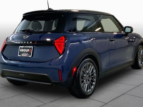 Used 2025 MINI Cooper S FWD image 12