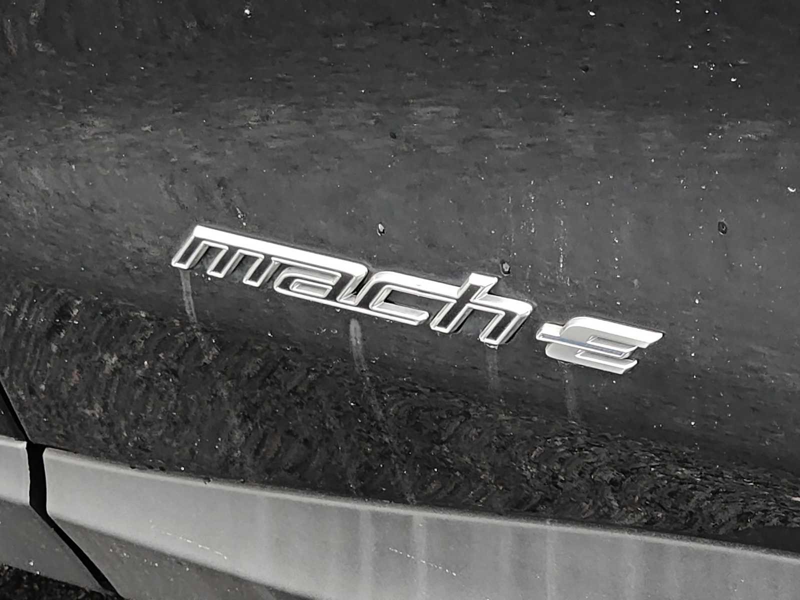 Used 2022 Ford Mustang Mach-E Select RWD image 23