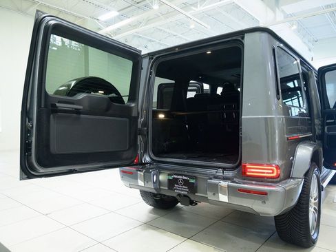 Used 2021 Mercedes-Benz G 550 image 19