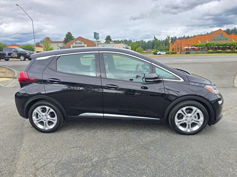 Used 2020 Chevrolet Bolt LT FWD image 8