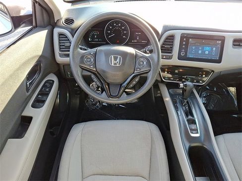 Used 2022 Honda HR-V EX image 11