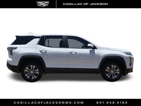 Used 2026 Chevrolet Equinox LT AWD/4WD image 4