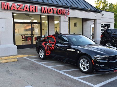 Used 2023 Dodge Charger SXT RWD image 9