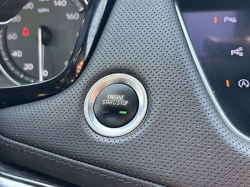Used 2020 Cadillac XT5 Premium Luxury FWD image 27