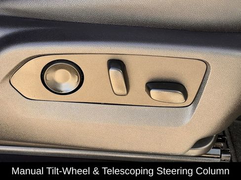 Used 2023 GMC Sierra 1500 SLT image 31