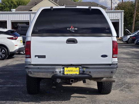 Used 2004 Ford F350 Lariat image 6