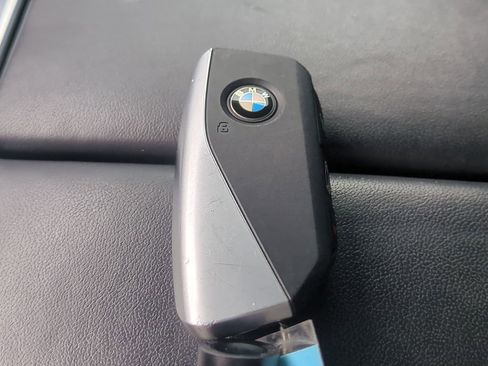 Used 2025 BMW X5 xDrive50e image 34