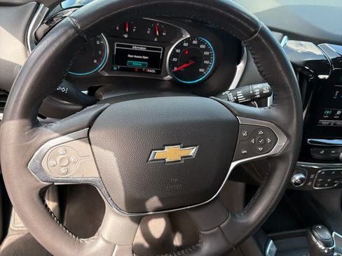 Used 2018 Chevrolet Traverse LT FWD image 32