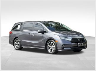 Used 2023 Honda Odyssey Touring video 1