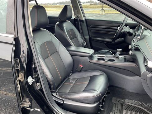 Used 2019 Nissan Altima 2.5 SR image 8