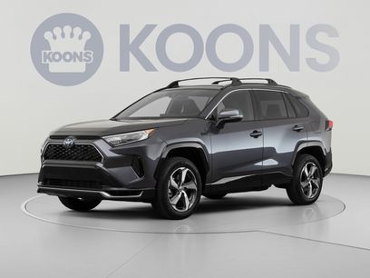 Used 2021 Toyota RAV4 SE w/ Weather & Moonroof Package