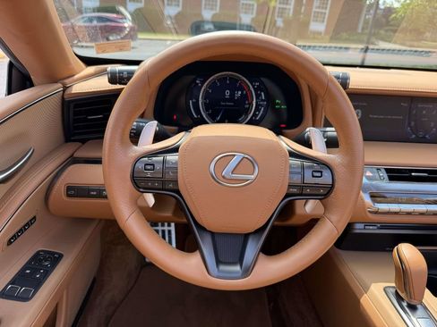 Used 2022 Lexus LC 500 Convertible w/ Touring Package RWD image 10