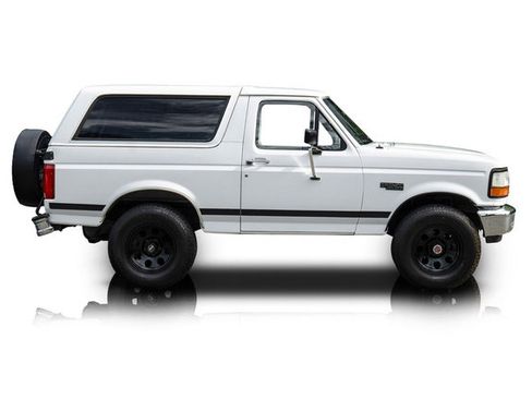 Used 1992 Ford Bronco Custom AWD/4WD image 2
