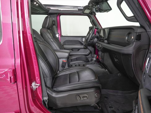 Used 2024 Jeep Wrangler Unlimited Rubicon 392 image 10