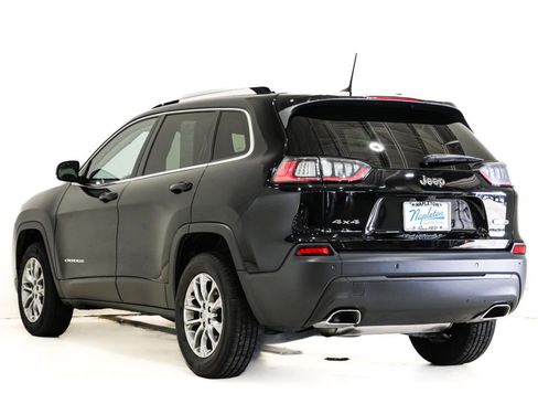 Used 2021 Jeep Cherokee Latitude Lux w/ Sun & Sound Group AWD/4WD image 9