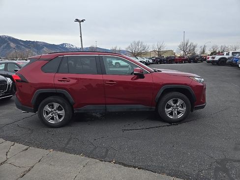 Used 2025 Toyota RAV4 XLE image 4