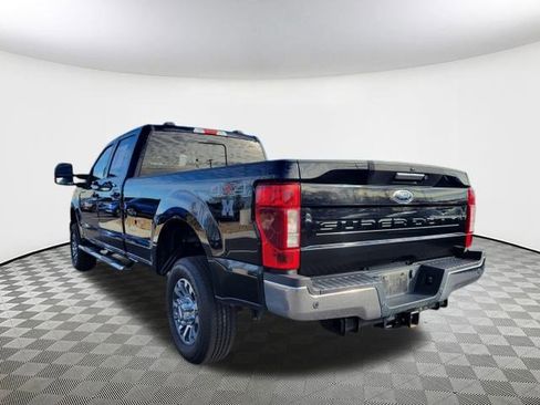 Used 2022 Ford F350 Lariat image 6