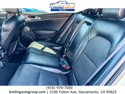 Used 2020 Kia Stinger GT1 RWD image 17
