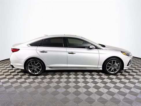 Used 2018 Hyundai Sonata Limited image 5