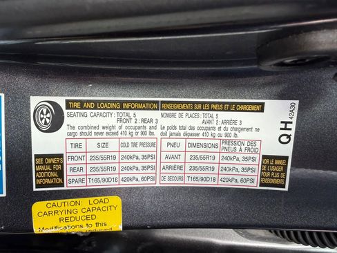 Used 2019 Toyota RAV4 Limited w/ Advanced Technology Package AWD/4WD image 35