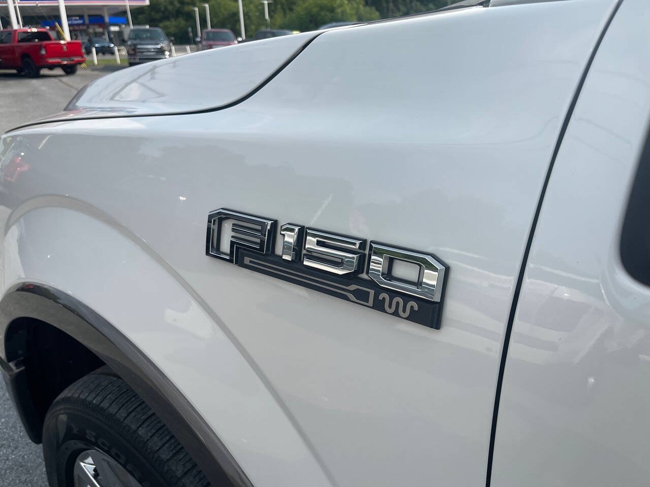Used 2016 Ford F150 King Ranch w/ Equipment Group 601A Luxury AWD/4WD image 17