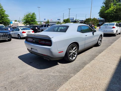 Certified 2022 Dodge Challenger GT RWD image 5