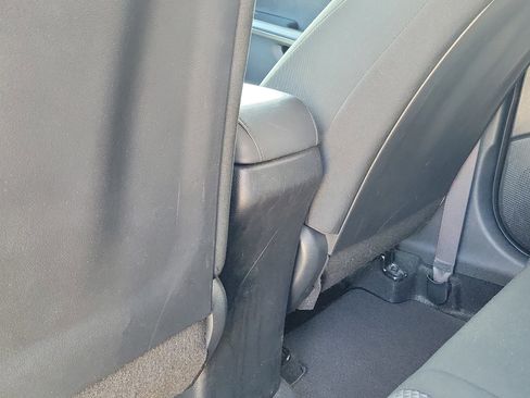 Used 2023 Kia Soul LX w/ LX Technology Package image 15