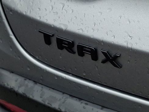 Used 2024 Chevrolet Trax RS w/ Driver Confidence Package image 30