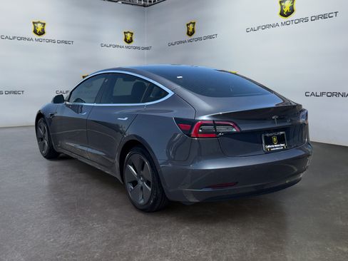Used 2019 Tesla Model 3 Mid Range RWD image 3