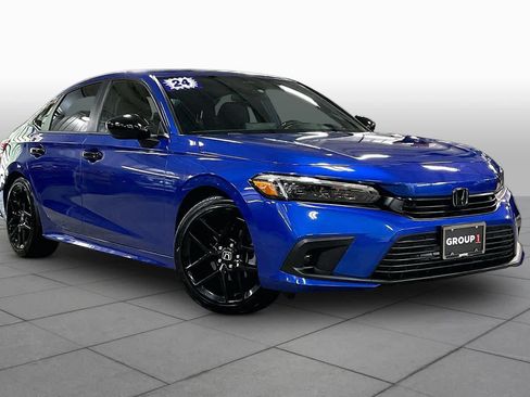 Used 2024 Honda Civic Sport image 3