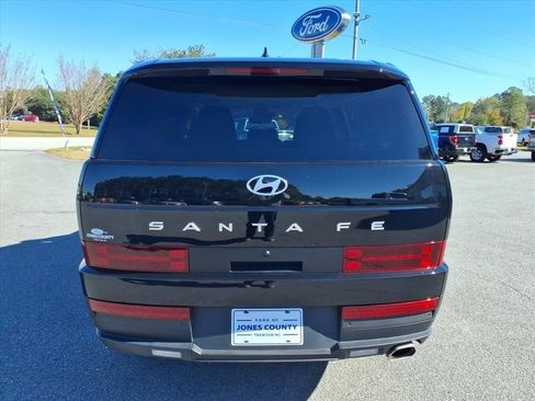 Used 2025 Hyundai Santa Fe SE image 3