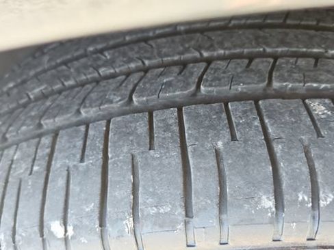 Used 2021 Buick Envision Preferred FWD image 35