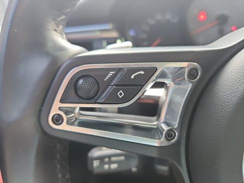 Certified 2021 Porsche Macan S AWD/4WD image 22