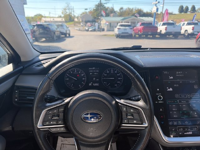 Used 2023 Subaru Outback Premium AWD/4WD image 13