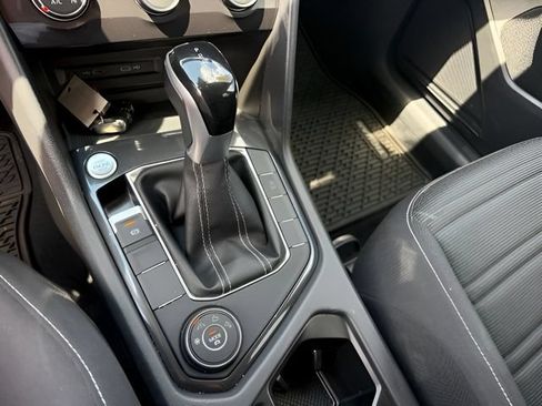 Used 2022 Volkswagen Tiguan S AWD/4WD image 13