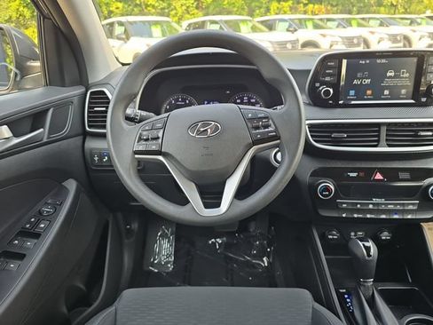 Used 2020 Hyundai Tucson SEL FWD image 16