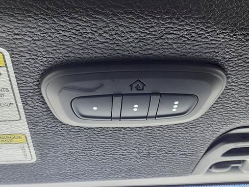 Used 2020 Jeep Wrangler Unlimited Sahara image 19