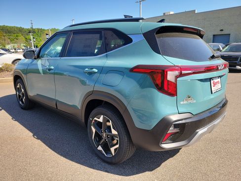 New 2026 Kia Seltos EX FWD image 24