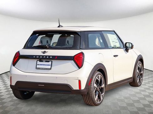 New 2026 MINI Cooper S FWD image 5