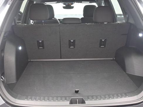 Used 2026 Chevrolet Equinox LT w/ Safety and Technology Package FWD image 15