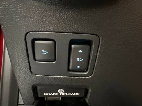 Used 2021 Ford F250 Lariat AWD/4WD image 24