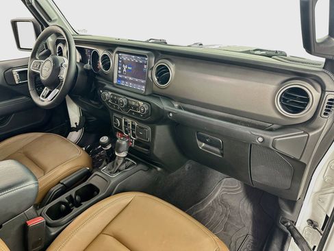 Used 2023 Jeep Gladiator Rubicon w/ LED Lighting Group image 27