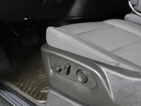 Used 2025 Chevrolet Silverado 1500 LT image 9