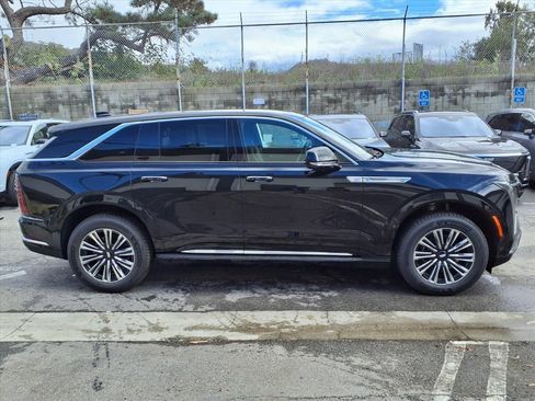 New 2026 Cadillac Escalade IQ Luxury 1 image 4