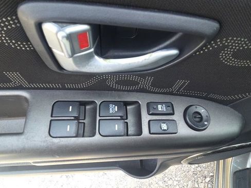 Used 2013 Kia Soul + w/ Audio Pkg image 18