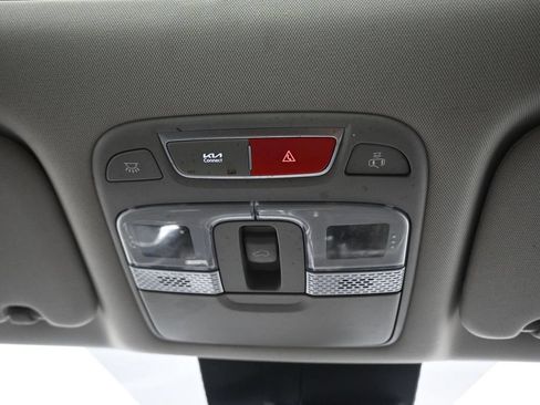 Used 2023 Kia Telluride S w/ S Sunroof Package FWD image 26