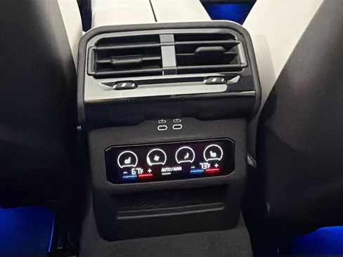 Used 2025 BMW M5 Touring AWD/4WD image 26