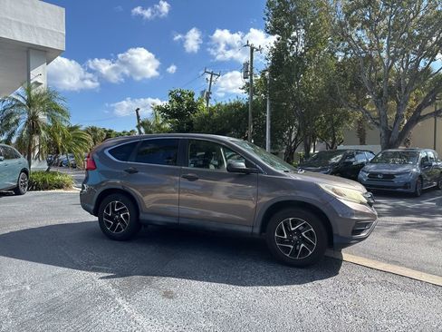 Used 2016 Honda CR-V SE image 5